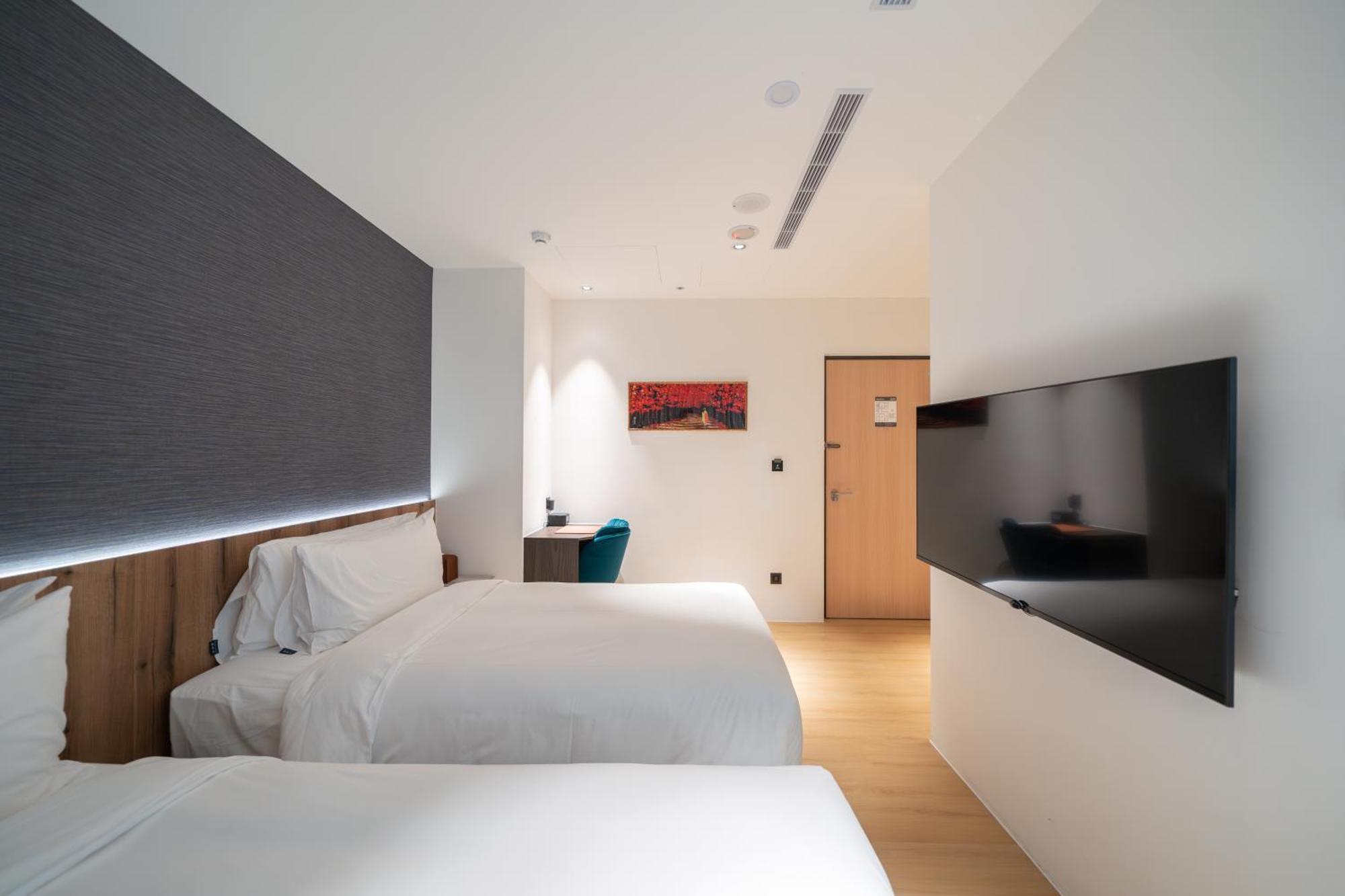 Ferienwohnung 禾淞津別邸 Kashotsu Bettei Taichung Exterior foto
